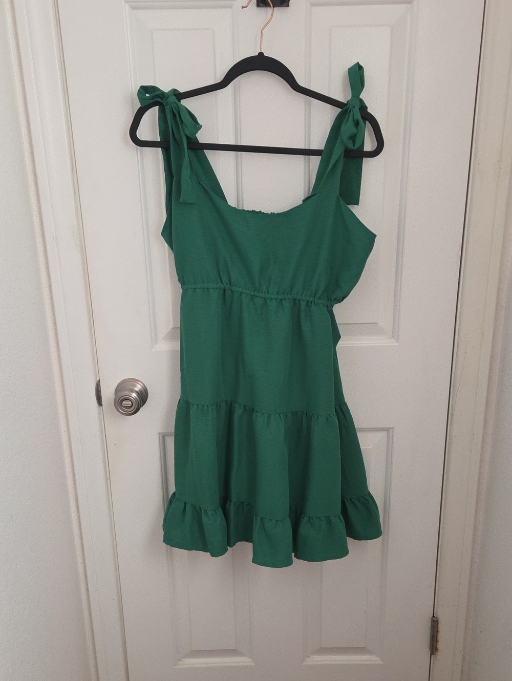 Altar'd State Emerald Green Tie-Shoulder Tiered Dress
